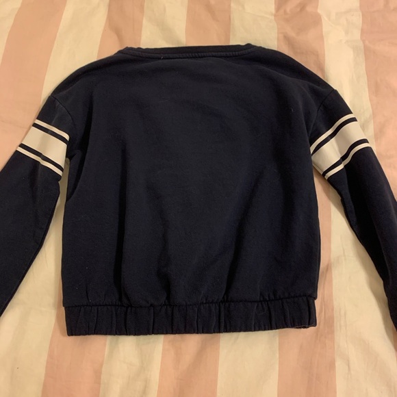 I am selling two H&M sweaters - Picture 2 of 4